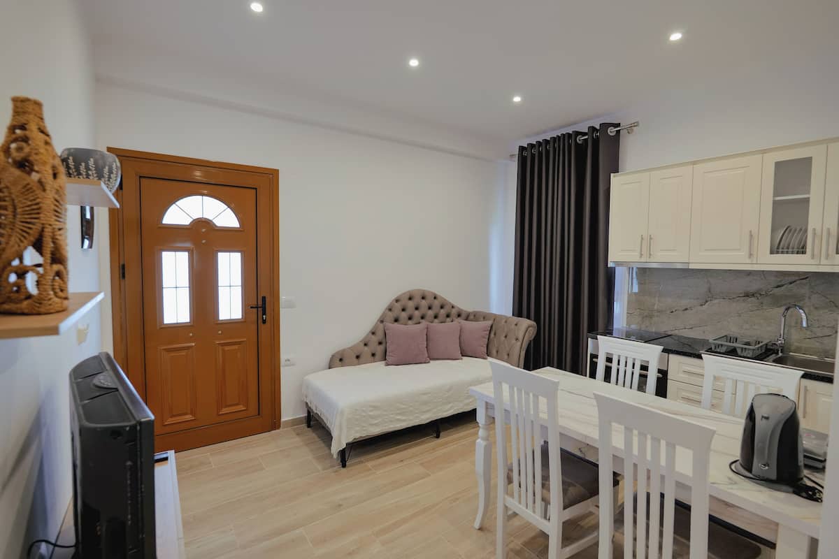 Casa Del Mar Apt Nr.3 | Área de sala de estar | Televisión de pantalla plana