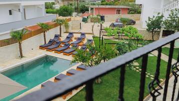 Bagian depan properti