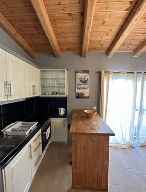 Casa Del Mar Apt Nr.4 | Private kitchen - Casa Del Mar (Ksamil)
