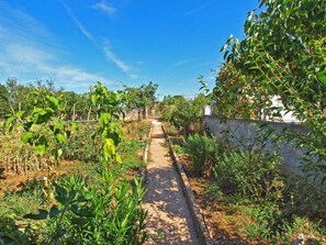 Ferienhaus, 2 Schlafzimmer, eigener Pool, Gartenblick | Garten