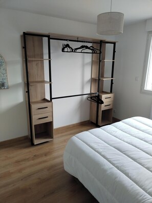 3 chambres, fer et planche Ă repasser, lit parapluie, Wi-Fi gratuit