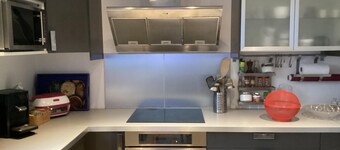 Lower villa with outdoor space in the heart of the village of Sarrola-Carcopino