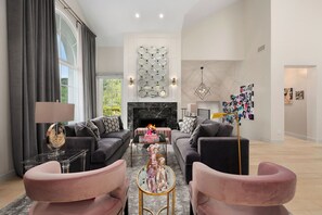 Interior - Luxury Bel Air Crest Escape (Los Angeles)