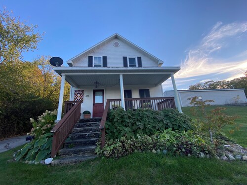 Leelanau Farmhouse Ste 1