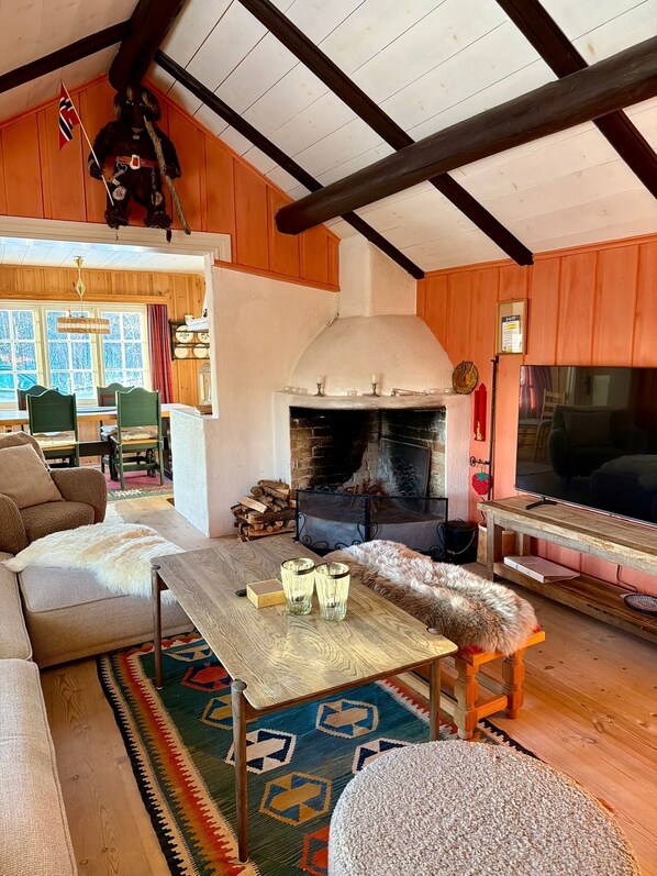 TV connectée, cheminée