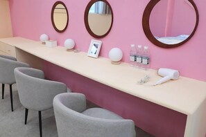 Cribs/infant beds - ST-Tropez Hotel (Changsha)