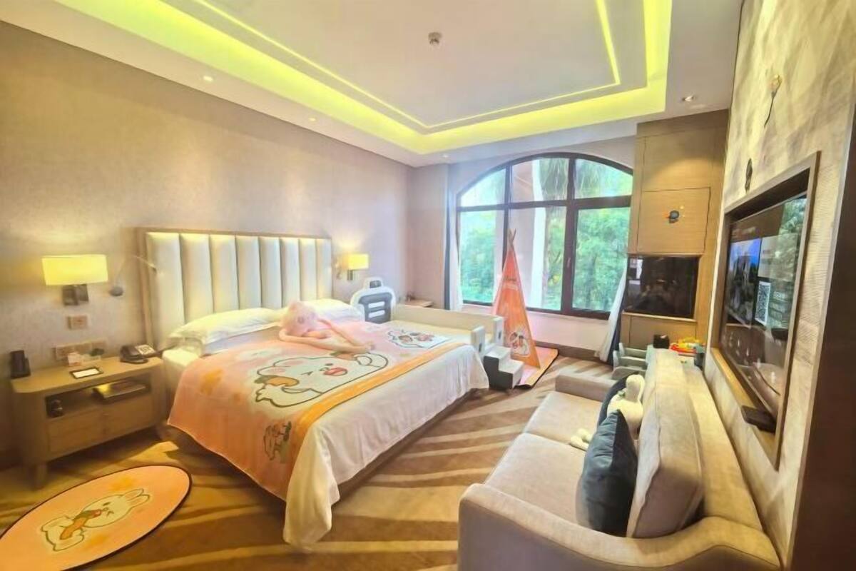 Cots/infant beds