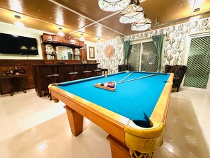 Billiards - The Rosemary House Joshua Tree (Joshua Tree)