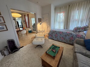 2 chambres, bureau, fer et planche à repasser, Wi-Fi gratuit