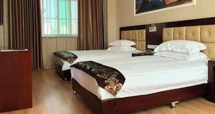 Xuancheng Jingmu Holiday Hotel