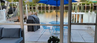 Waterfront 2BR w/ Dock, Hot Tub & Easy Ocean Access – Boaters Welcome!