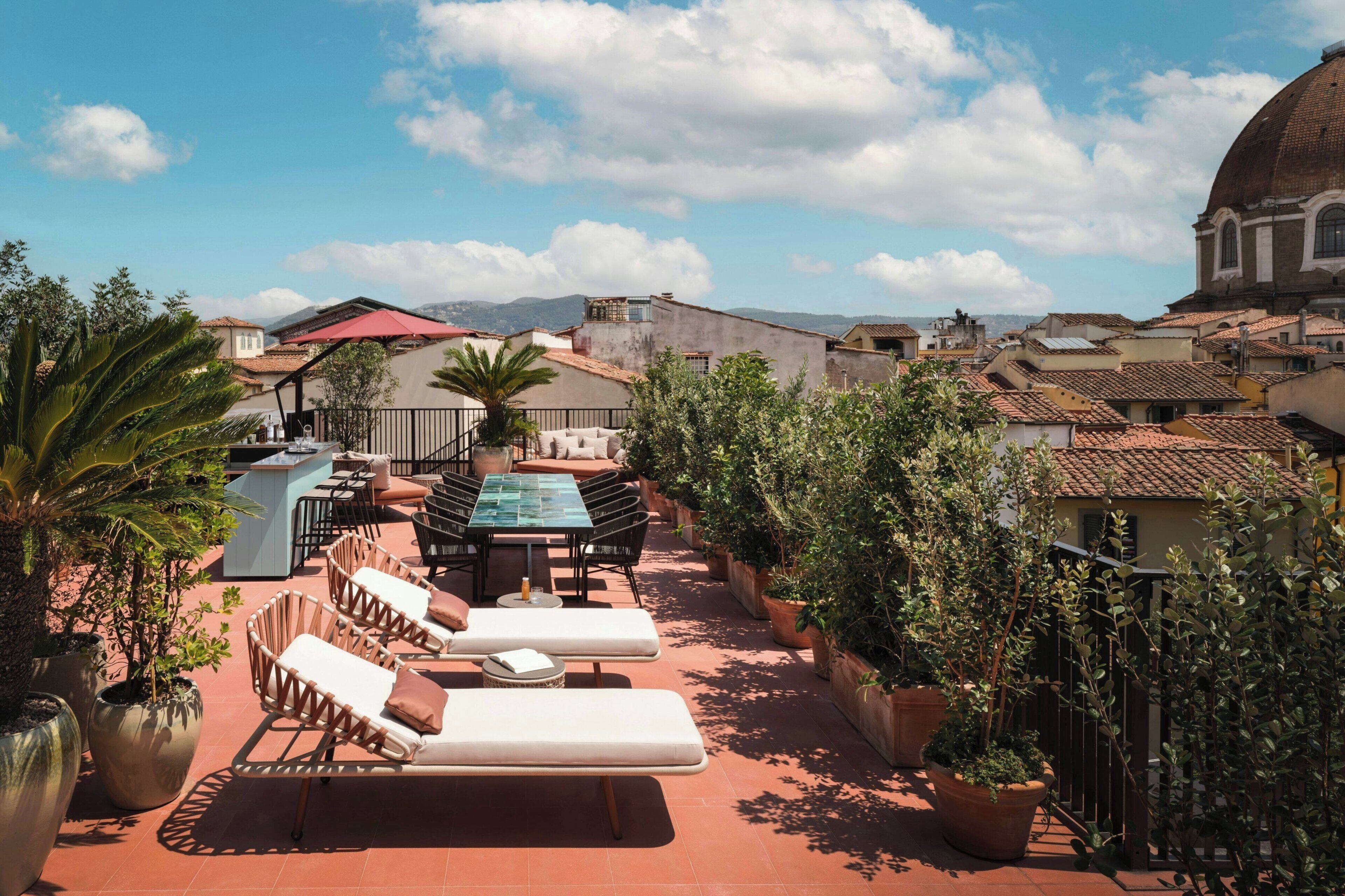 Signature Suite, 1 King Bed, Non Smoking, Terrace