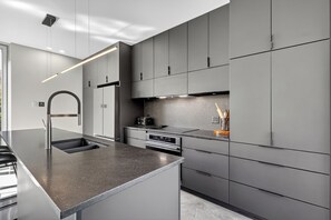 Fridge, microwave, oven, stovetop