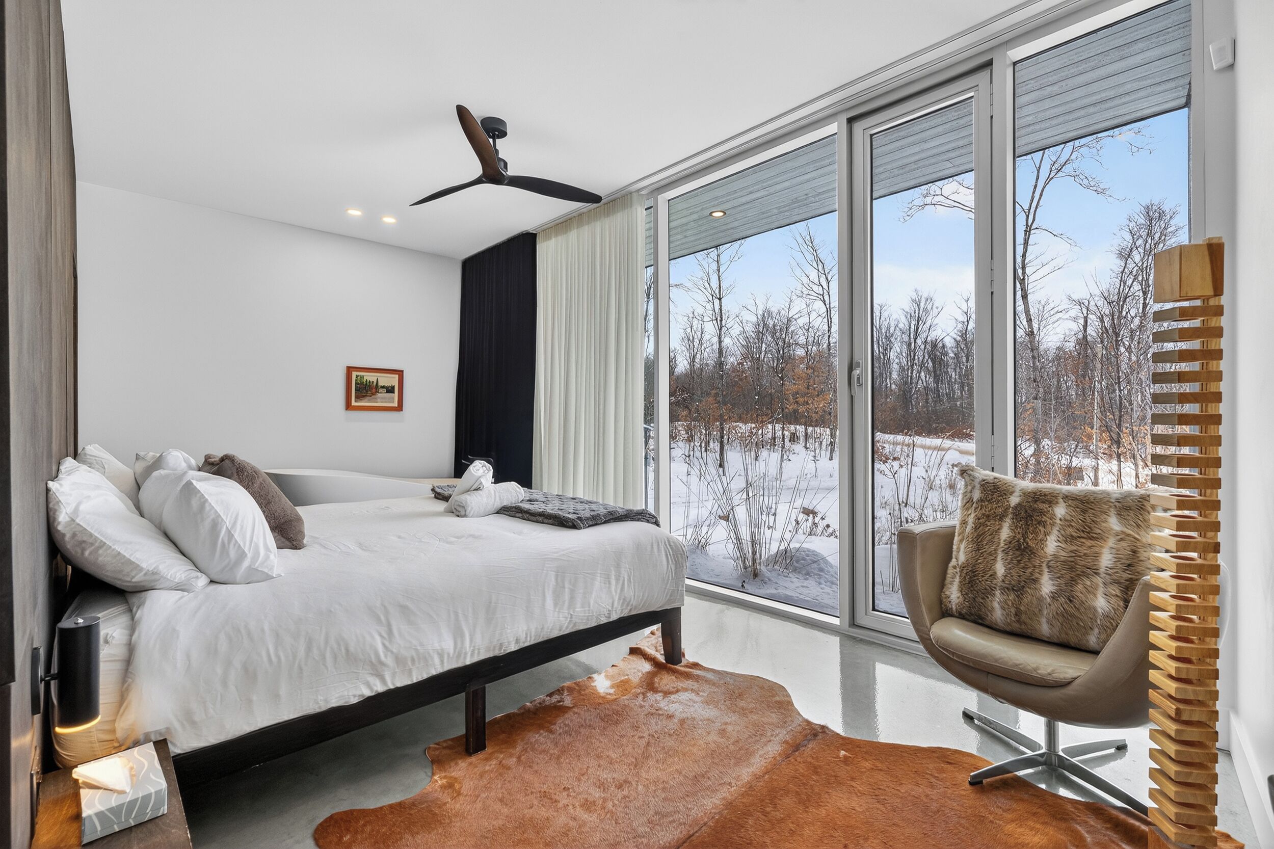 3 chambres, fer et planche à repasser, Wi-Fi gratuit, draps fournis