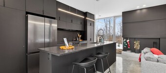 🏔️ Chalet avec Spa & Sauna | Vue Panoramique | Proche de Tremblant