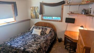 2 間睡房、熨斗/熨衫板、Wi-Fi、床單