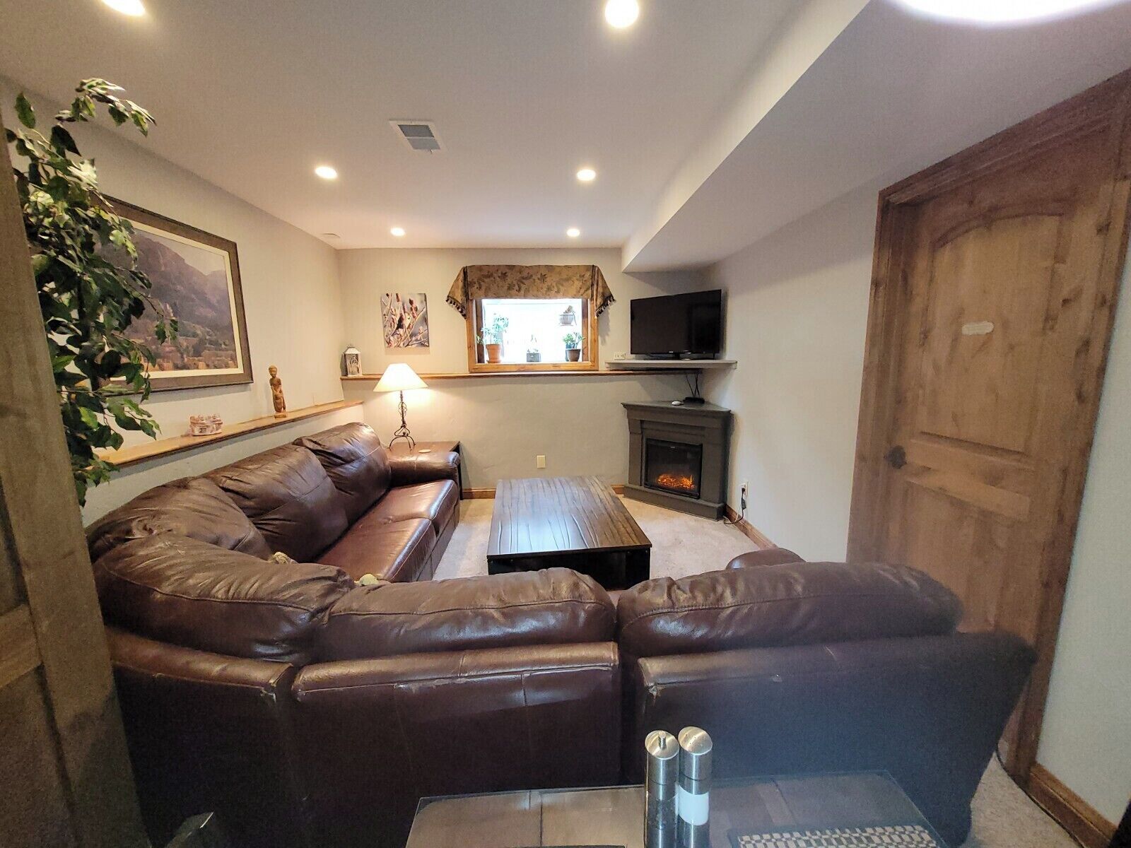 Télévision, cheminée