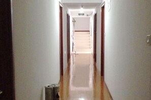 Unclassified image, 5 of 14, button - Longyao Hotel (Shanghai)