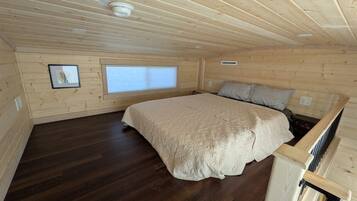 Iron/ironing board, WiFi