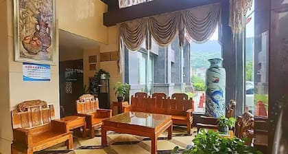 Huayuan International Hotel