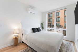 2 多间卧室、熨斗/熨衣板、WiFi、床单