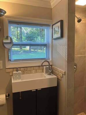 Hair dryer - Quaint Cottage - Kansas City Area (Raytown)