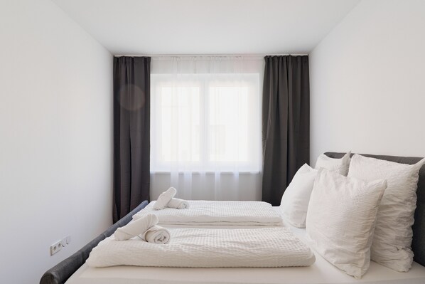 2 chambres, fer et planche à repasser, Wi-Fi, draps fournis