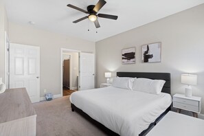 3 Schlafzimmer, Bügeleisen/Bügelbrett, WLAN, Bettwäsche