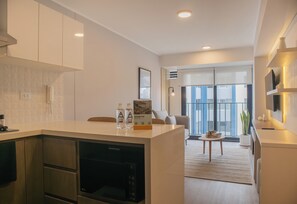 Apartment | Private kitchen | Toaster, cookware/dishes/utensils