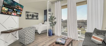 Medicine Park Flat's #04