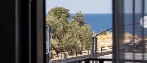 Kolmen hengen perhehuone, merinäköala | Ilmainen Wi-Fi