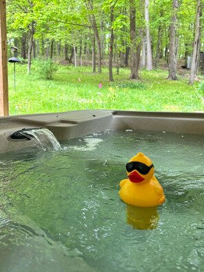 Baignoire à remous extérieure