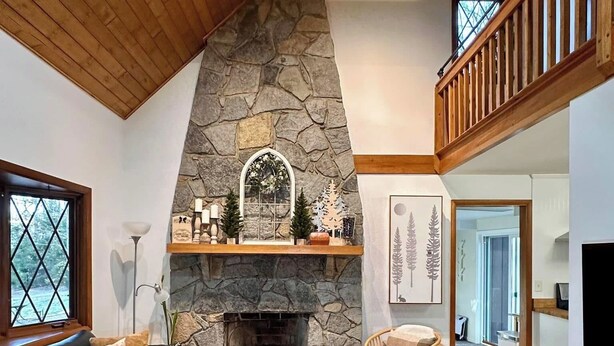 Unclassified image, 1 of 23, button - Hemlock Retreats - Cabin, 6 Acres, Hot Tub & Winery (Rockbridge)
