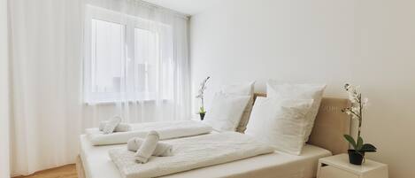 2 多间卧室、熨斗/熨衣板、WiFi、床单