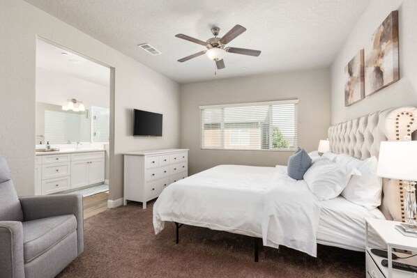 4 bedrooms, desk, iron/ironing board, travel cot