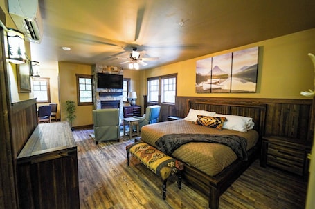 Apartment, Balcony, Mountain View | 2 bedrooms, iron/ironing board, free WiFi, bed sheets