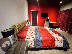 1 quarto, ferros/tábuas de passar roupa, Wi-Fi, roupa de cama