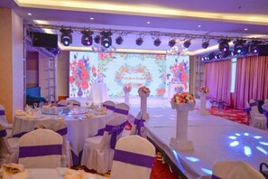 Restaurant - Elong Hotel (Shenyang)
