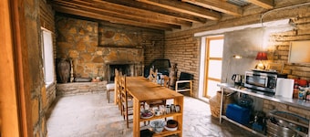 The Study Butte Room No.4 + Kitchen
