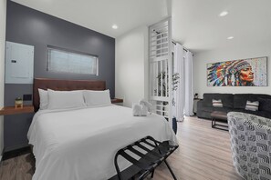 1 habitación, tabla de planchar con plancha, wifi y ropa de cama 