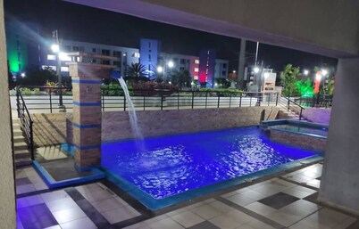 Lechería, 3 hab , Piscina, 144mts², Playas