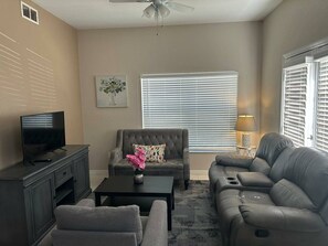 House | 4 bedrooms - Charming Townhouse Near Disney (Kissimmee)