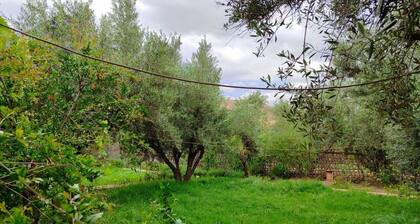 3-bedroom townhome in wonderful Tahnaout with WiFi