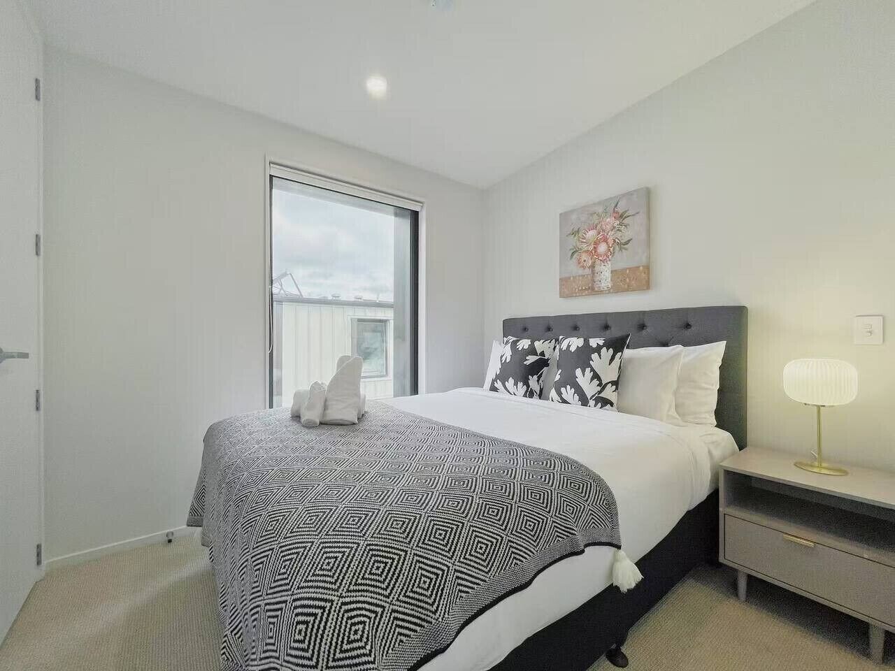 2 bedrooms, iron/ironing board, WiFi (free), bed sheets
