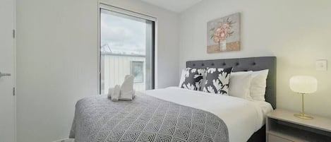 2 habitaciones, tabla de planchar con plancha y wifi gratis