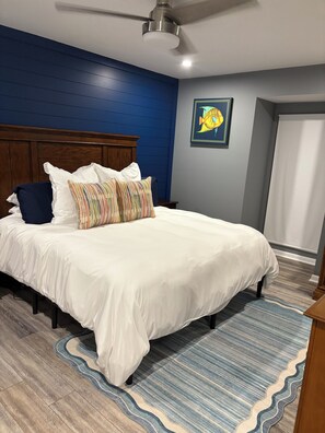 2 chambres, fer et planche à repasser, Wi-Fi gratuit, draps fournis