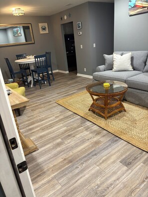 تلفزيون ذكي، كُتُب