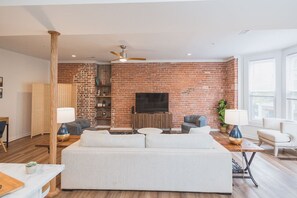 Imagen sin descripción, 2 de 70, botón