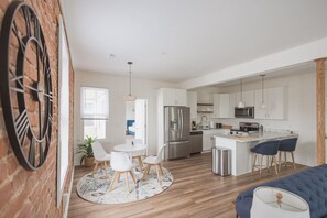 Nicht klassifiziertes Bild, 4 von 57, Schaltfläche