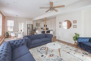 Uklassifisert bilde, 4 av 57, knapp